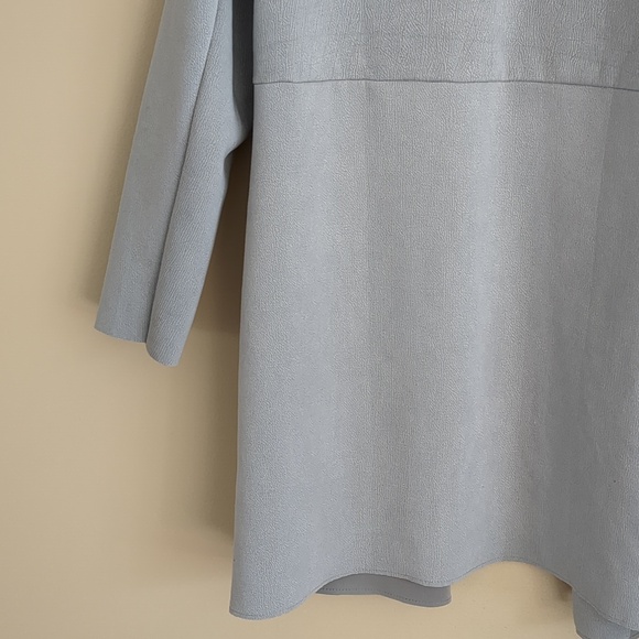 Large Story On Open Front Structured Jacket Square Front Pockets - Picture 10 of 14